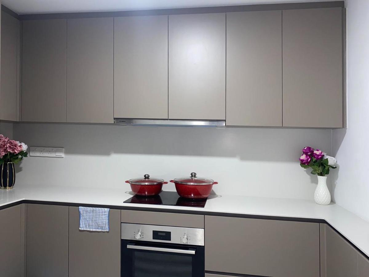 Astra @ Eaton Residences Kl 쿠알라룸푸르 외부 사진
